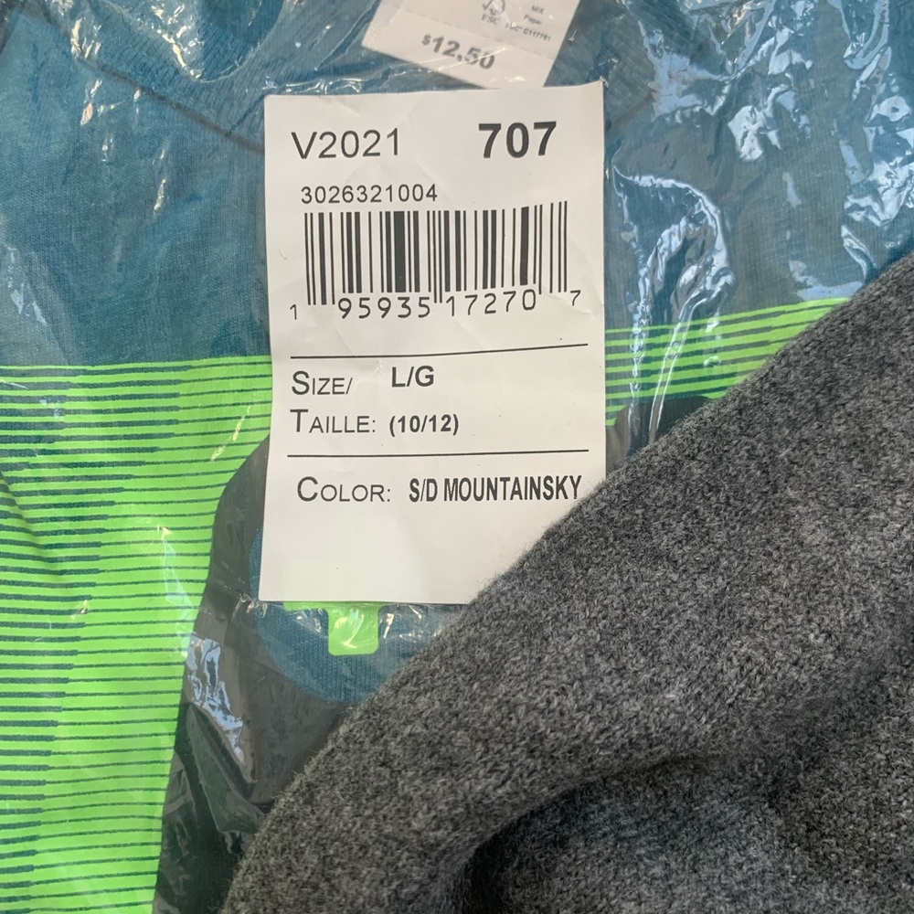 Boys’ mystery clothing bundle - Picture 5 of 10